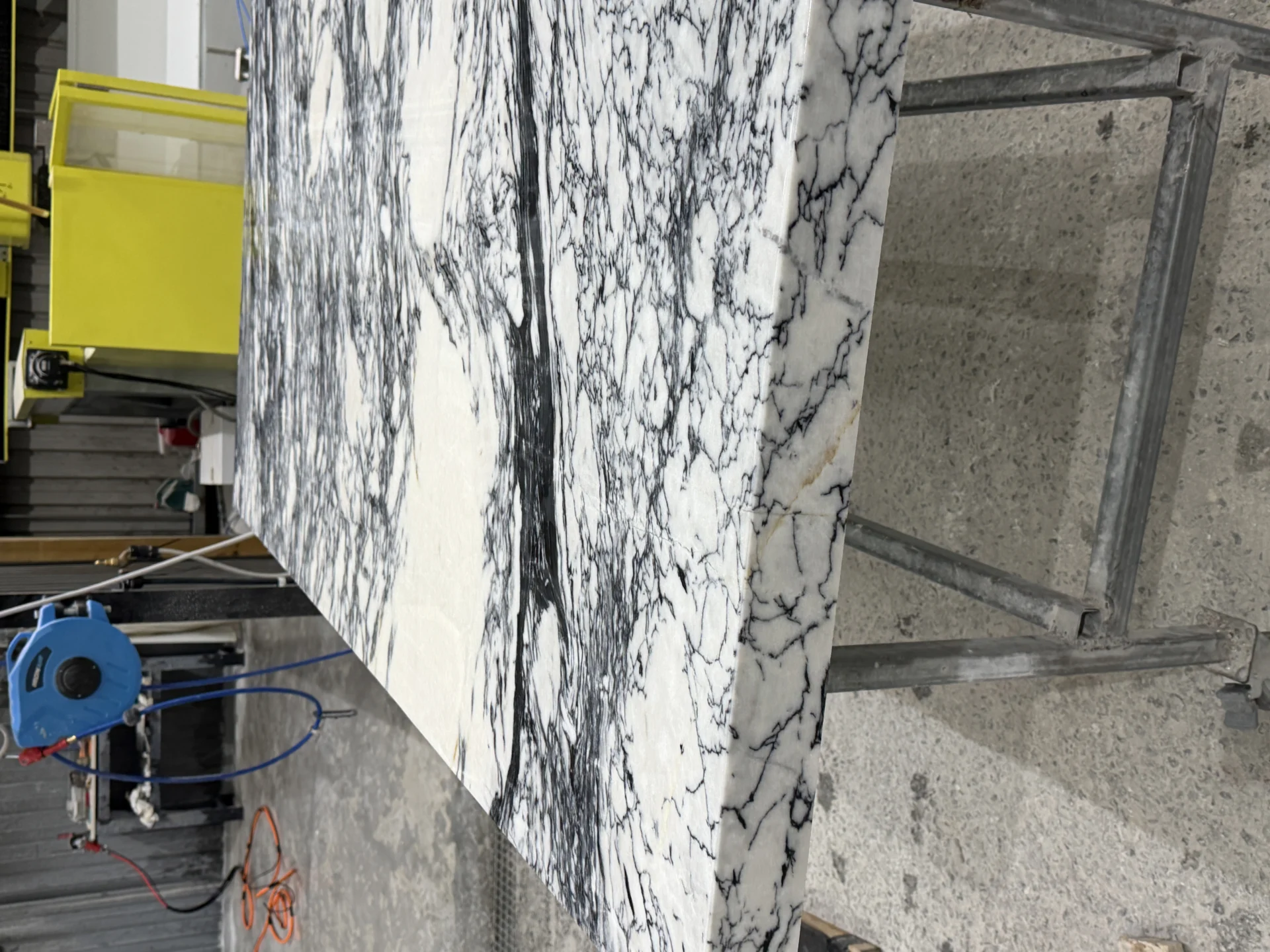 Ash Bianco - Image 3